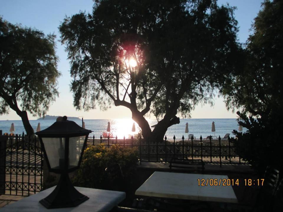 Coastline Petra (Lesbos) Exterior foto