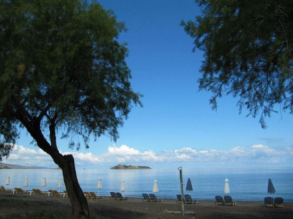 Coastline Petra (Lesbos) Exterior foto